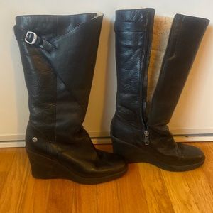Tall Ugg boots with shearling lining